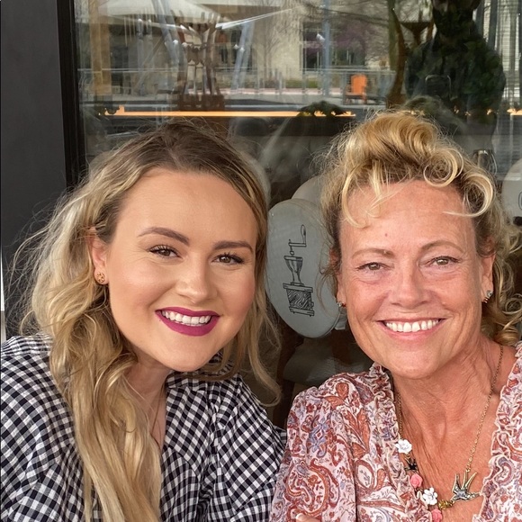 Meet your Posher, Nancy - Picture 7 of 12